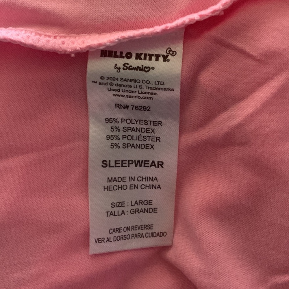 Hello kitty pajama Set size L New - Picture 4 of 6